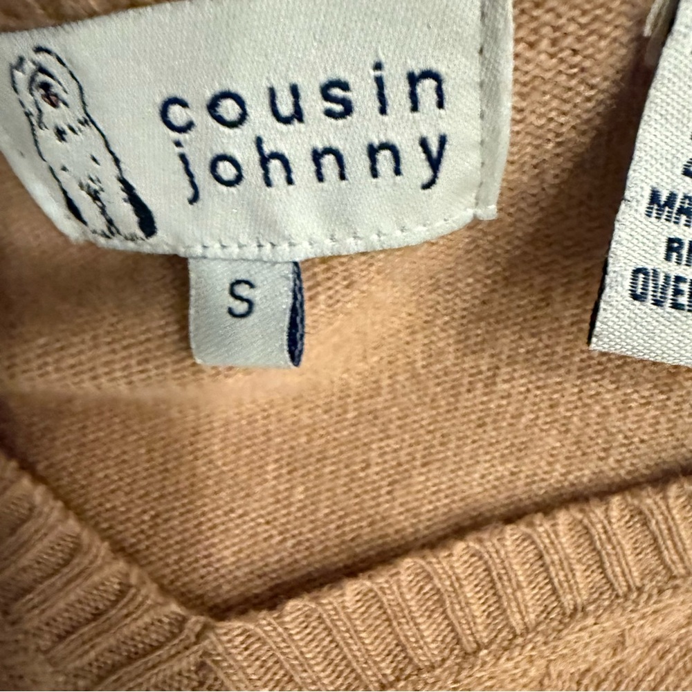 Cozy V-Neck Argyle Sweater in Tan - Picture 4 of 4